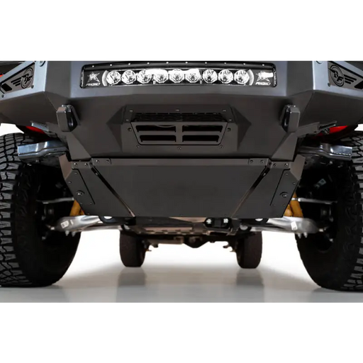 Black front bumper with light bar and Rock Fighter skid plate for 2021 Ford Bronco.