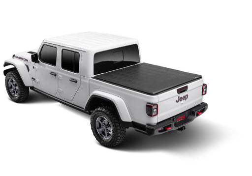 White truck with black hard cover - extang 2020 jeep gladiator trifecta 2.0 alt text
