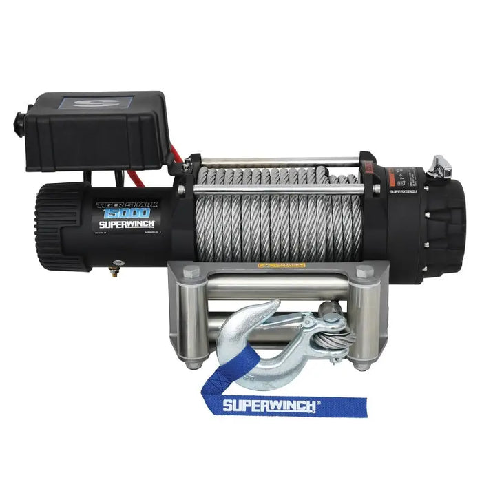 Superwink 12,000lb winch with synthetic rope in Superwinch Tiger Shark 15000 SR product display