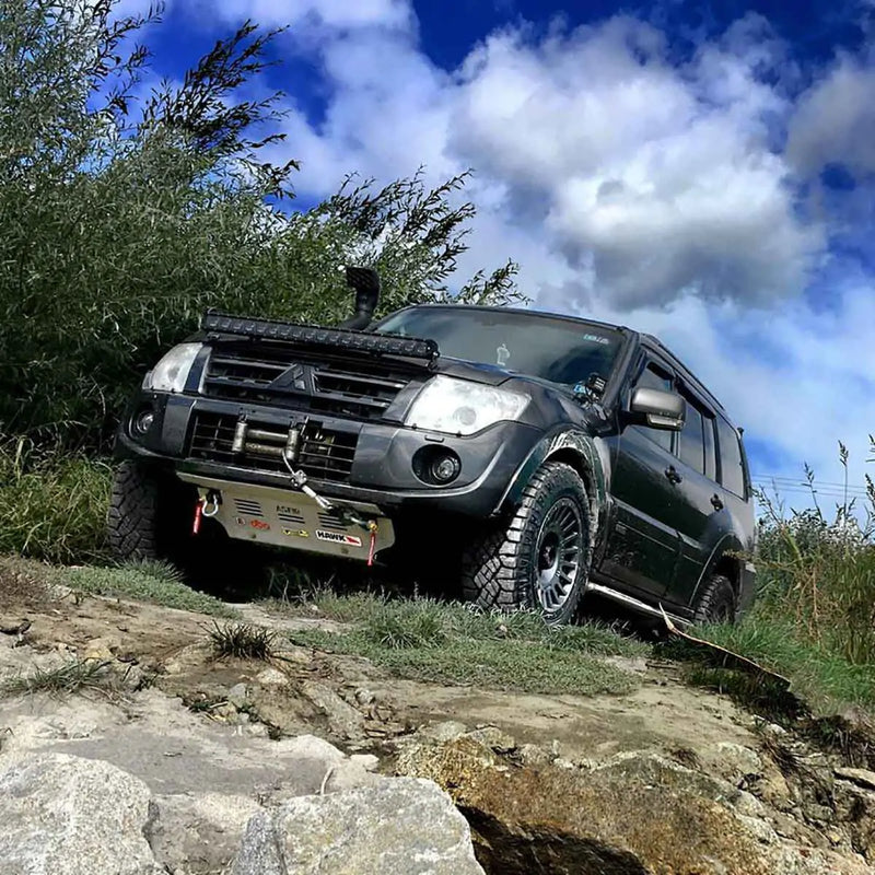 Mitsubishi Pajero Front Skid Plate