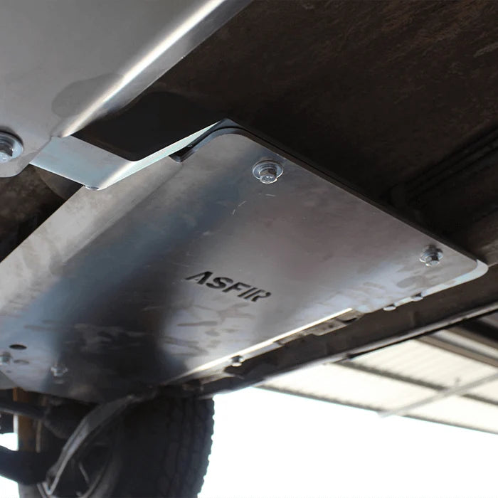 Suzuki Grand Vitara Transmission, Transfer Case & Fuel Skid Plate