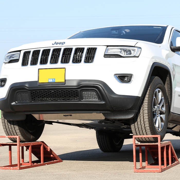 Jeep Grand Cherokee WK2 Front Skid Plate