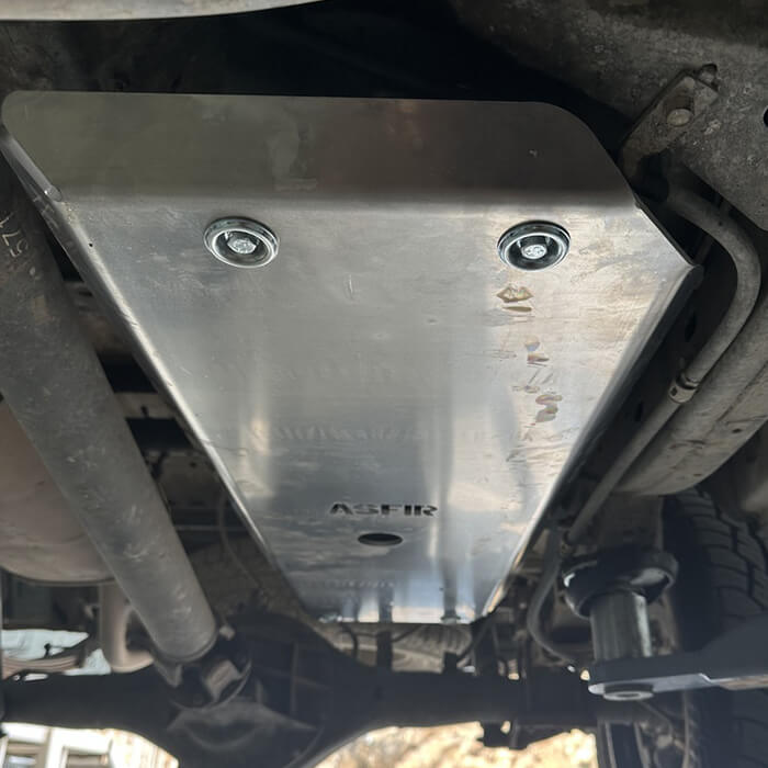 Mitsubishi Hunter / Triton Fuel Tank Skid Plate