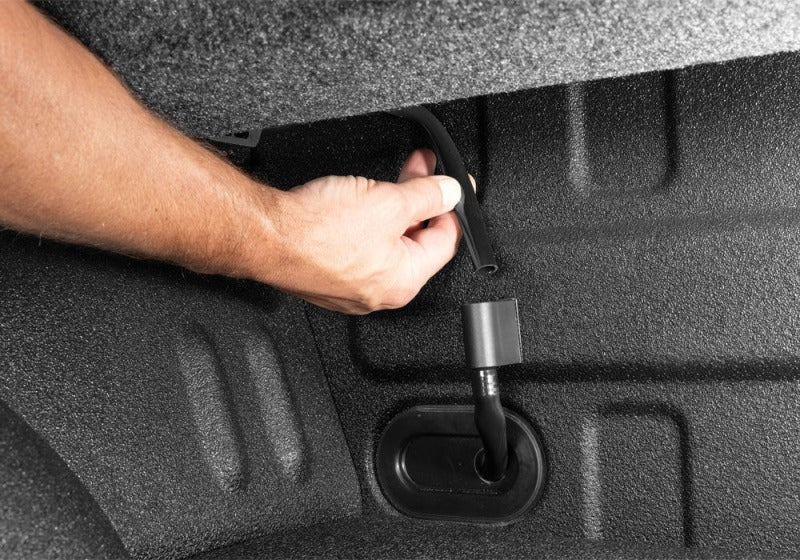 Retrax 19-24 GMC Sierra 1500 5.8ft Bed (CARBON PRO Bed ONLY) RetraxPRO EZ-Off FRC-4000
