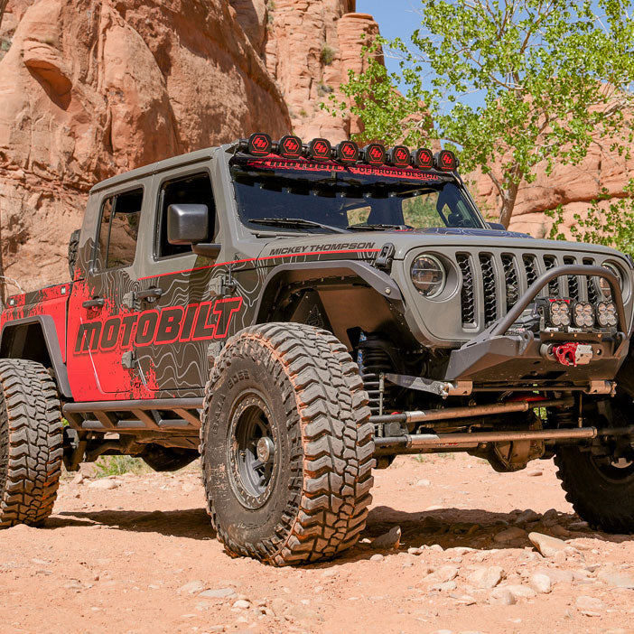 Windshield Banner for Jeep JL / JLU / JT - Red Shatter - Black Text
