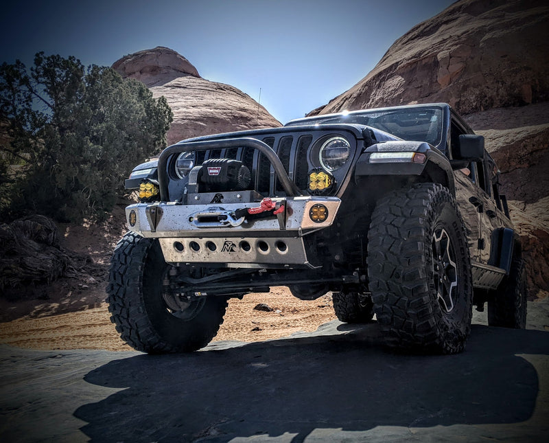 JL/JT Front Bumper — 8274 Aluminum Adventure Series