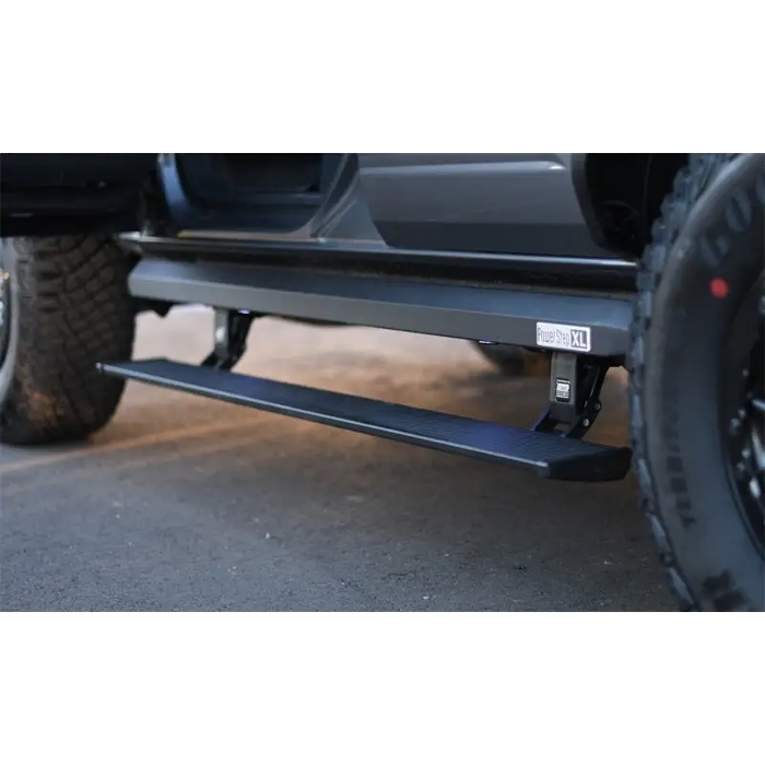 AMP Research 21-23 Ford Bronco XL PowerStep with black bumper and tire