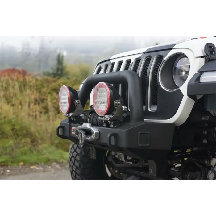 White Jeep ARB Bar Jl T/Stubby with Black Bumper and Light