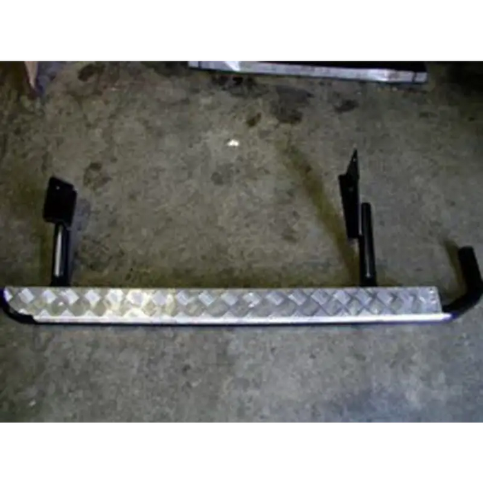 Metal bar with diamond plate pattern on arb deluxe side rails rear 100 for jeep wrangler.