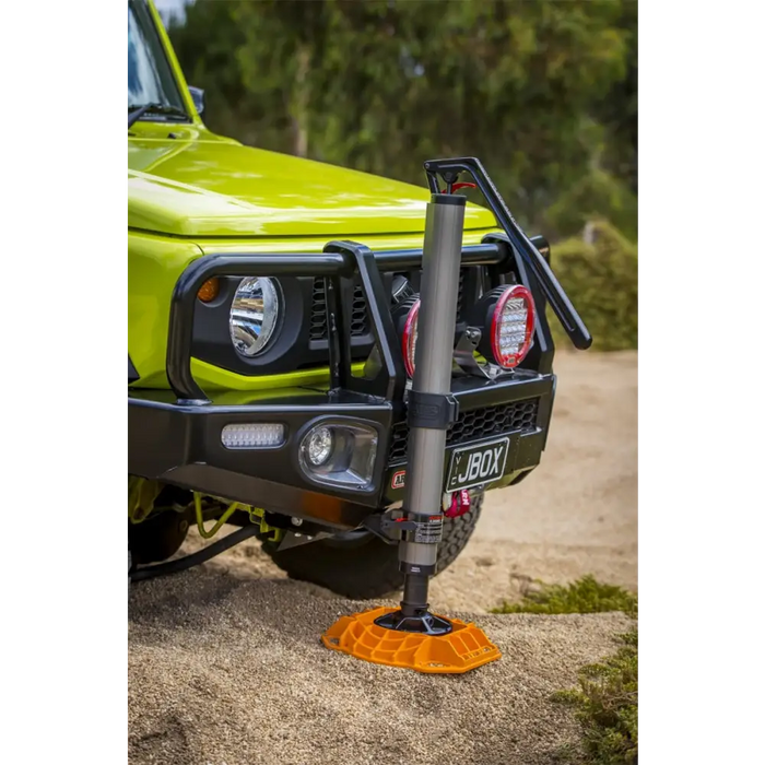 ARB Jack Base mounted on front bumper.