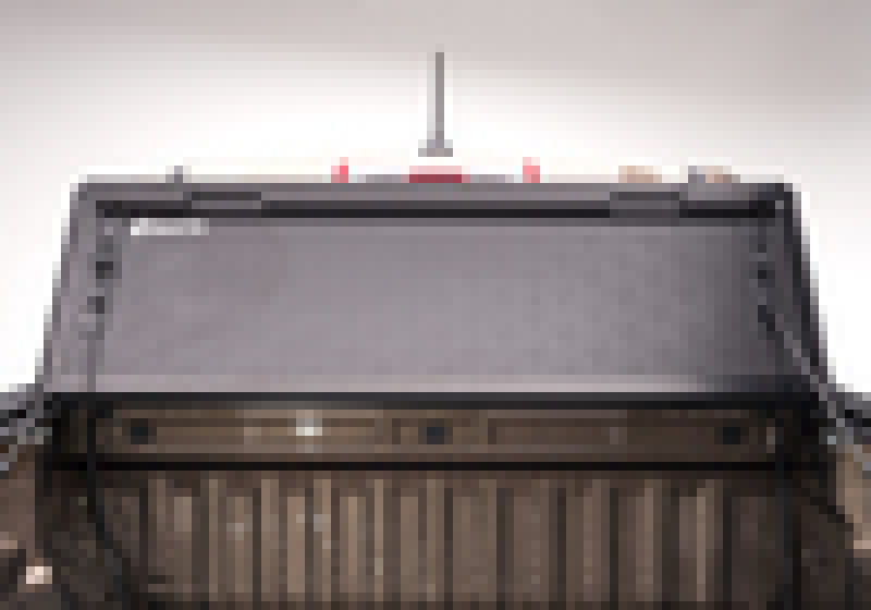Black truck with red light on top - bak 15-20 chevy colorado/gmc canyon 5ft bed bakflip g2