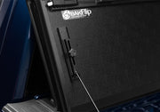 Blue jeep with open door, bak 21-22 ford f-150 bed cover