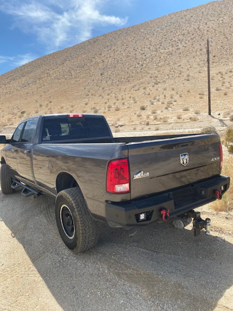 Body armor 4x4 dodge ram 2500/3500hd ambush rear bumper with truck in desert