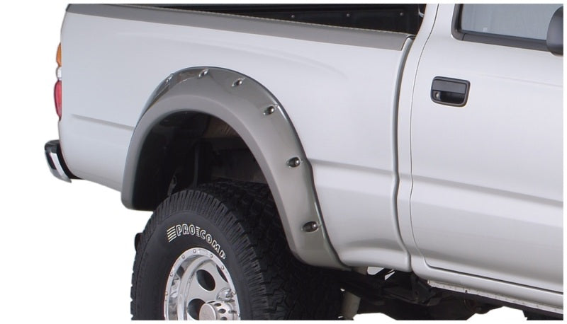 Bushwacker toyota tacoma fleetside fender flares with black tire cover