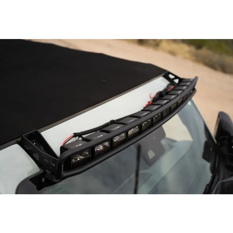 Close up of a Ford Bronco with roof light bar and DV8 21+ Curved Light Bracket
