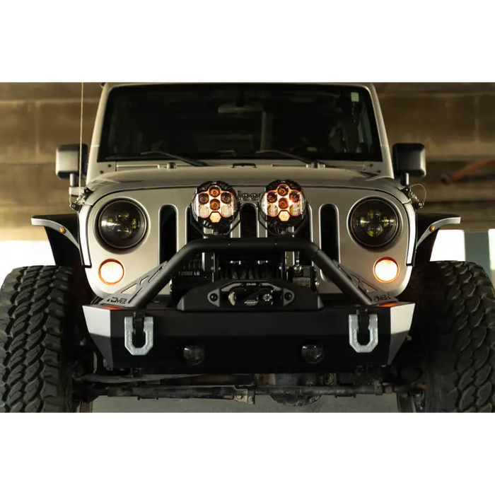 Jeep Wrangler JK with slim fender flares and front bumper light