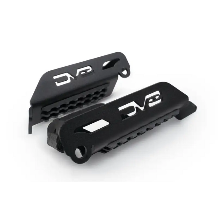 DV8 Offroad black aluminum front bumpers for Jeep Gladiator/Wrangler with foot pegs