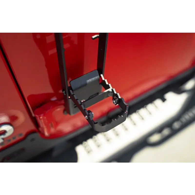 Red truck with hitch mounted step for Jeep Gladiator/Wrangler _(’hinge mounted step’ and ’Jeep Gladiator/Wrangler’ included)_