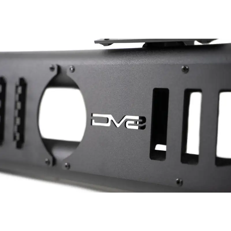 Black license plate with logo on DV8 Offroad 18-23 Jeep Wrangler JL 4 Door Body/Pinch Weld Mounted Step
