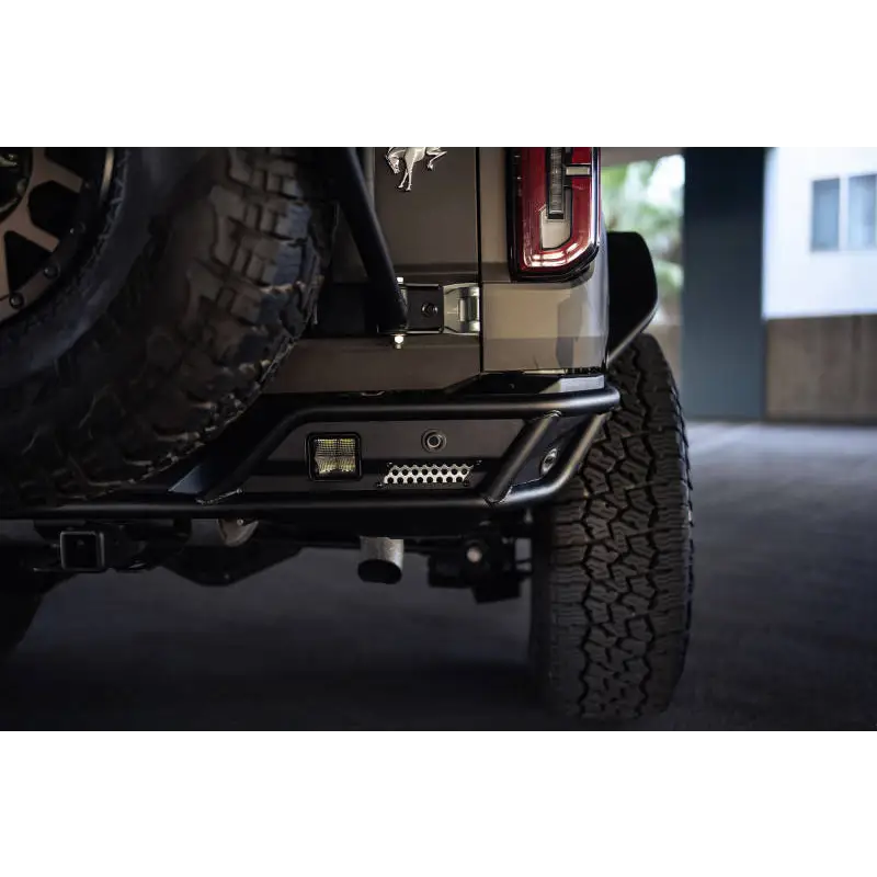 Close up of a Jeep with DV8 Offroad Bronco Competition Series Rear Bumper