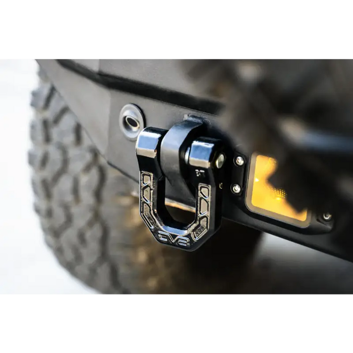 Black ATV front end with yellow light - DV8 Offroad Elite Series D-Ring Shackles (Black)