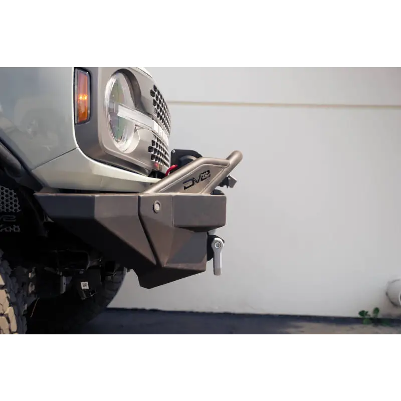 DV8 Offroad Elite Series D-Ring Shackles - Pair (Gray) front bumper close up.