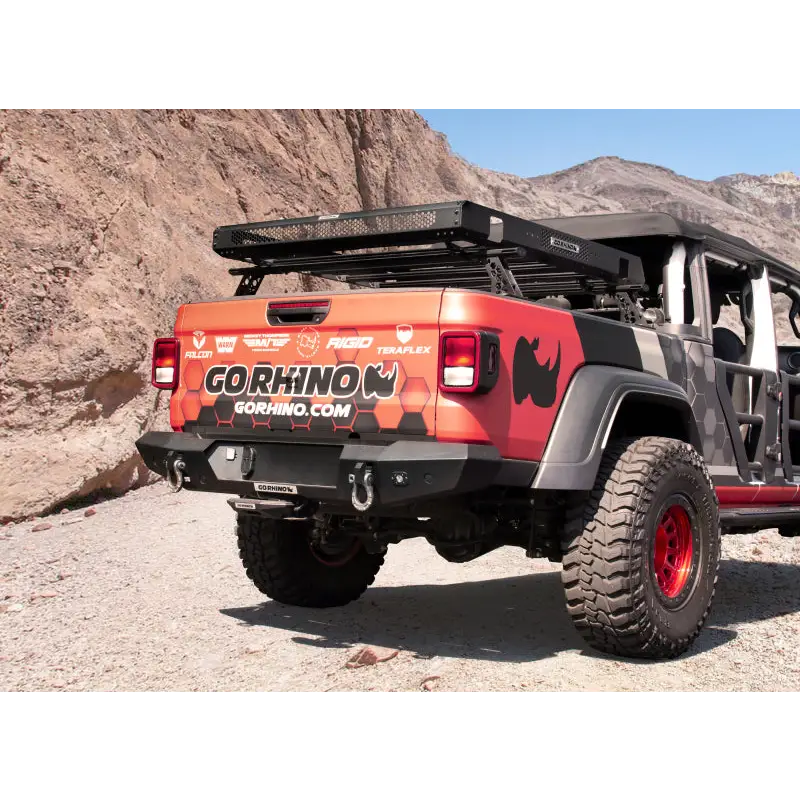 Jeep with roof rack on from the Go Rhino XRS Cross Bars Kit