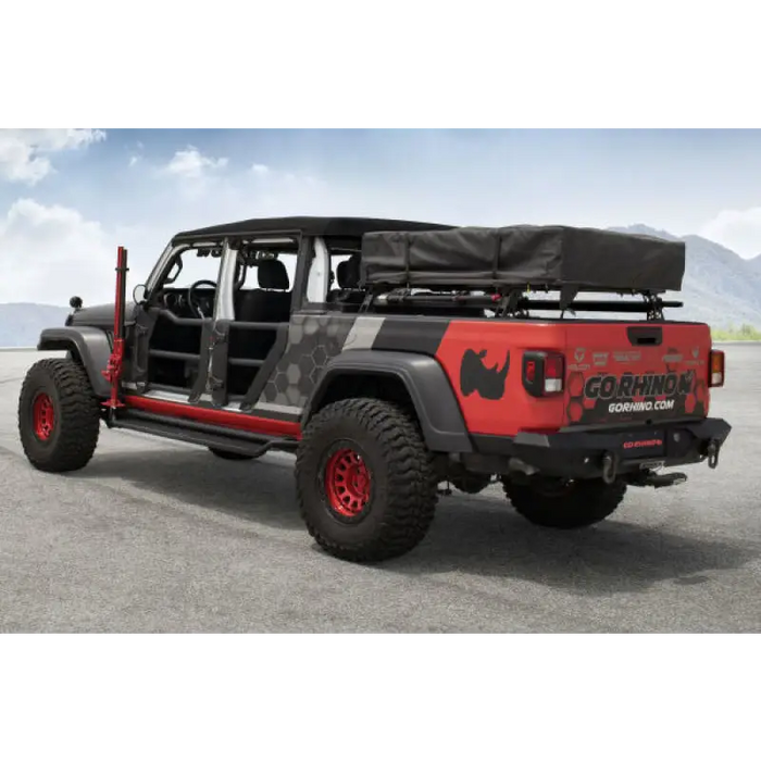 Jeep Gladiator JT with XRS Cross Bars Kit in Tex. Blk