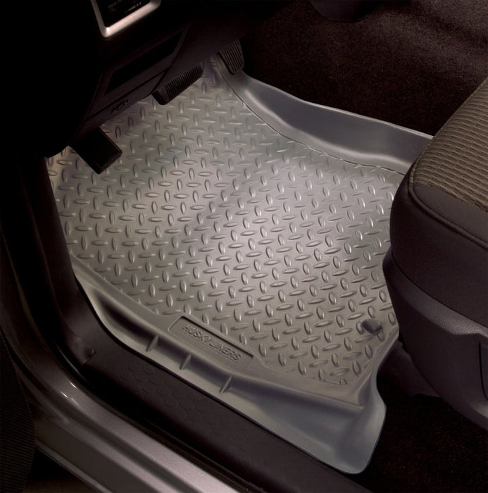 Rubber floor mat for husky liners classic style black floor liners