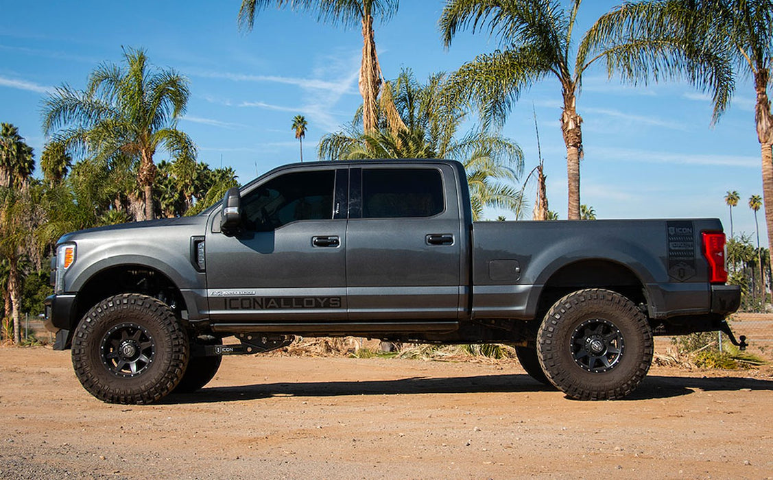 ICON 2017+ Ford F-250/F-350 4-5.5in Stage 6 Coilover Conversion System w/ Radius Arm