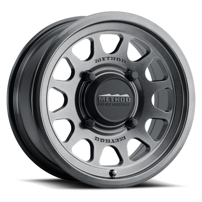 Method mr414 bead grip 15x10 graphite wheel - black wheel with black rim