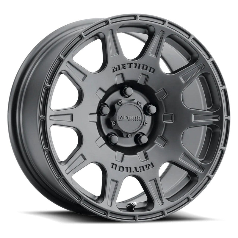 Method mr502 rally 18x8 matte black wheel with black center