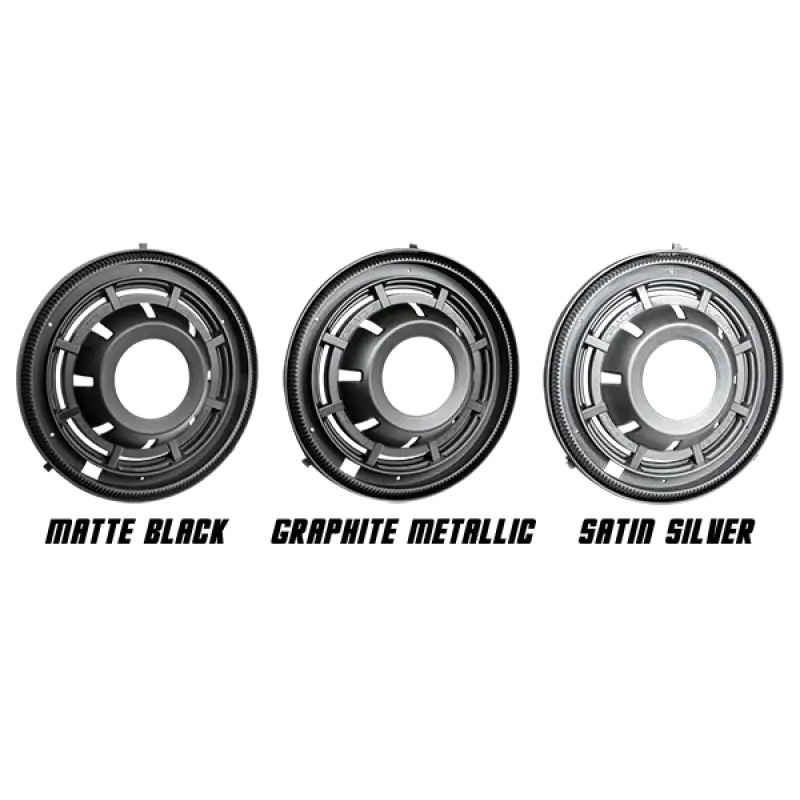 Black chrome front wheel hubs for Jeep with Oracle Oculus Bi-LED Projector Headlights - Graphite Metallic.