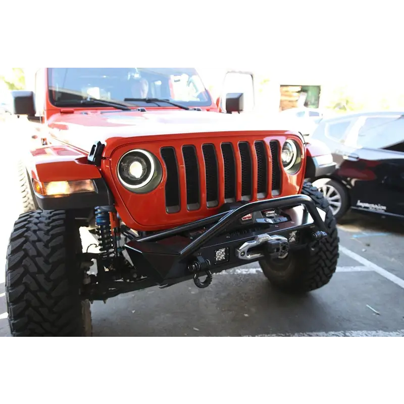 Red Jeep with Black and White Bumper - Oracle Oculus Bi-LED Projector Headlights for Jeep JL/Gladiator JT