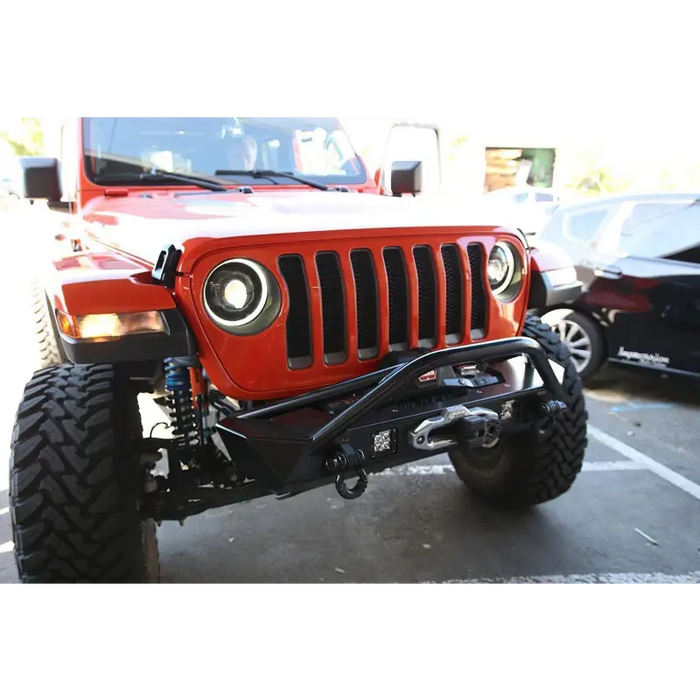 Red Jeep with Black and White Bumper - Oracle Oculus Bi-LED Projector Headlights for Jeep JL/Gladiator JT