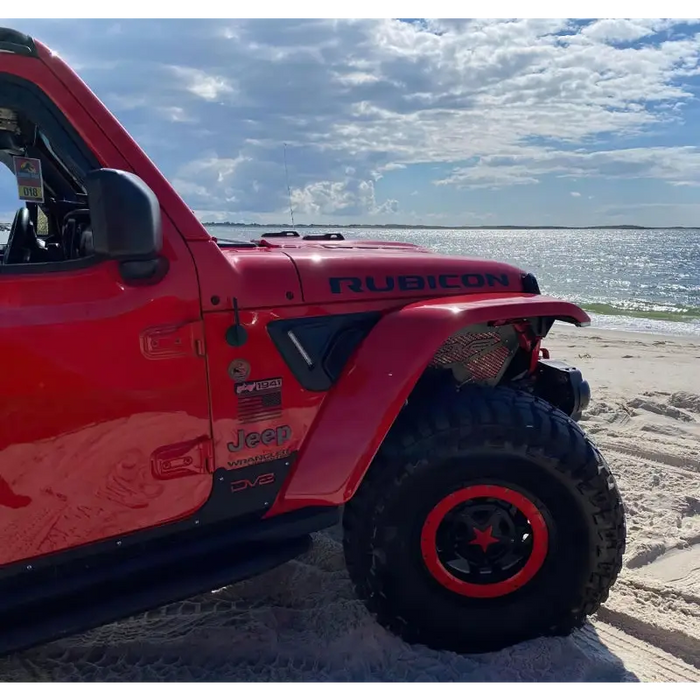 Oracle Sidetrack LED System for Jeep Wrangler JL/Gladiator JT parked on a beach.