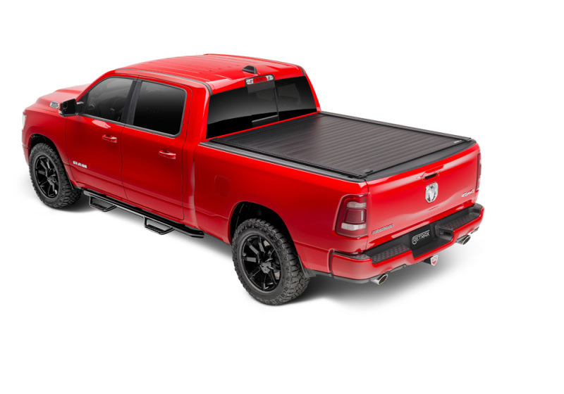 RetraxPRO XR Retractable Bed Cover — 2017–2018 Ford F‑250/F‑350 Super Duty (6’9” Bed)
