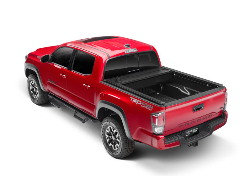 RetraxPRO XR Retractable Bed Cover — 2007–2020 Toyota Tundra CrewMax (5.5’ Bed, Deck Rail System)