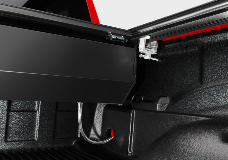 RetraxPRO XR Retractable Bed Cover — 2020 Chevy/GMC 2500–3500 (6’9” Bed)