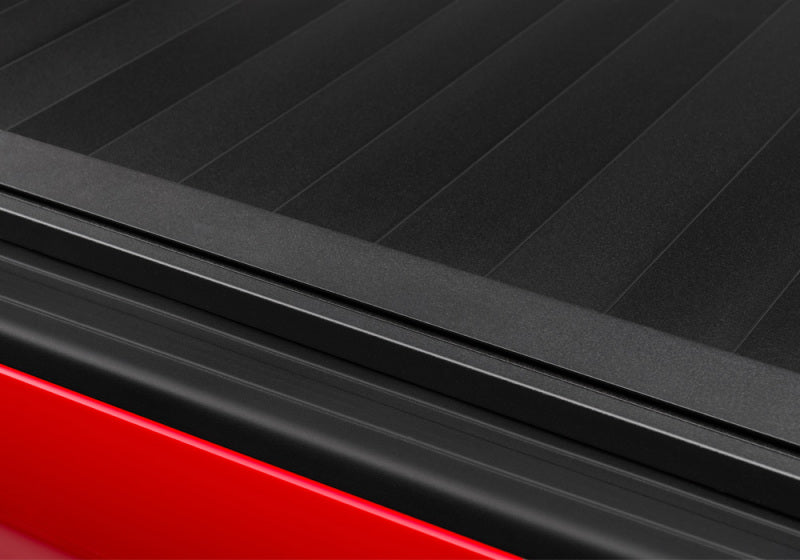 RetraxPRO XR Retractable Bed Cover — 2020 Chevy/GMC 2500–3500 (6’9” Bed)