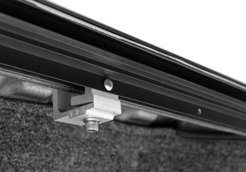 Roll‑N‑Lock M‑Series Retractable Bed Cover — 2019+ Silverado & Sierra 1500 (96.5” Bed)