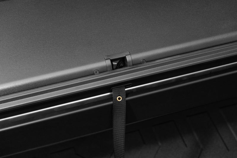 Roll‑N‑Lock A‑Series Retractable Bed Cover — 2019+ Silverado 1500 (68.3” Bed)