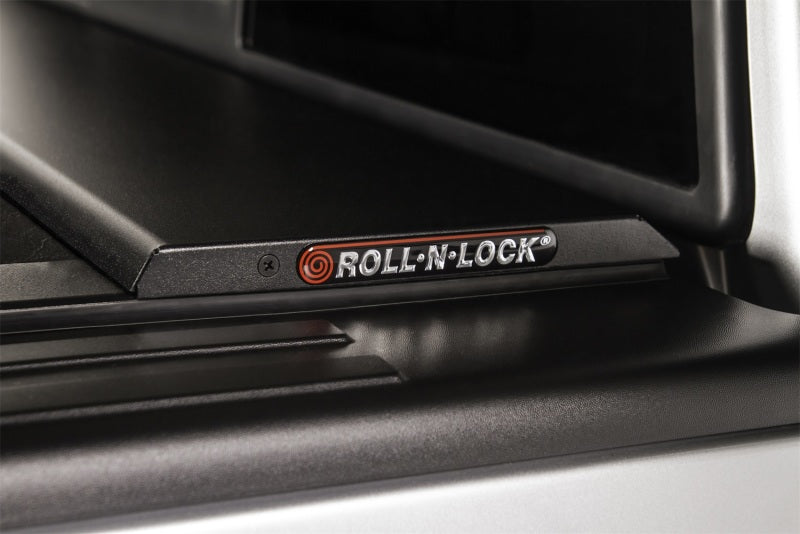 Roll‑N‑Lock M‑Series Retractable Bed Cover — 2019+ RAM 1500 (6’4” Bed)