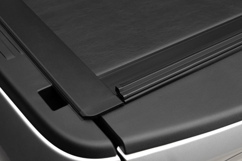 Roll‑N‑Lock M‑Series Retractable Bed Cover — 2019+ RAM 1500 (6’4” Bed)