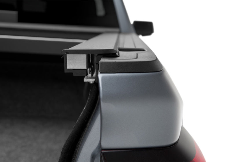 Roll‑N‑Lock A‑Series Retractable Bed Cover — 2020+ Silverado & Sierra 2500/3500 (6’10” Bed)