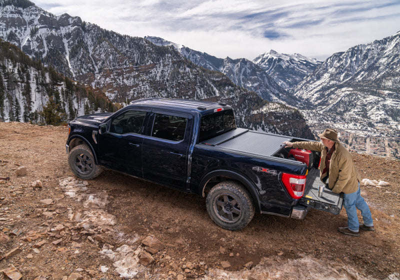 Roll‑N‑Lock A‑Series Retractable Bed Cover — 2021+ Ford F‑150 (5’7” Bed)
