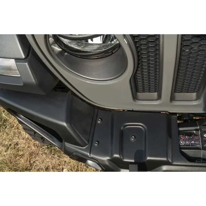 Rugged Ridge Venator Front Bumper with open door latch