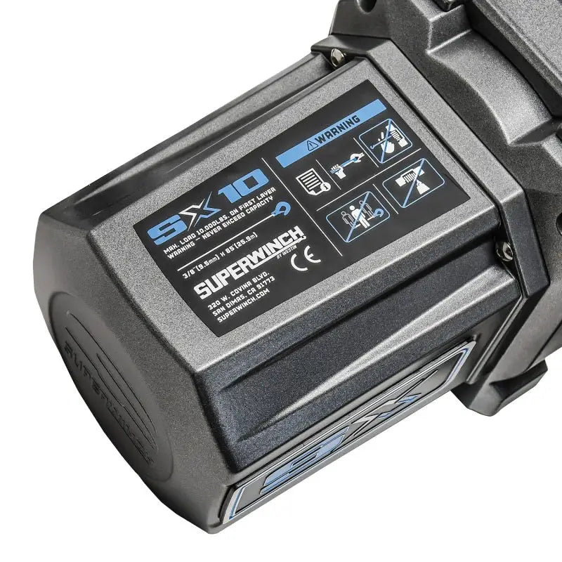 Superwinch 10000 LBS 12V DC synthetic rope winch charger with blue button