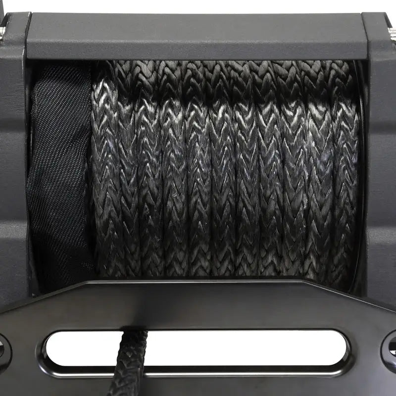 Black rope reel with handle on Superwinch 18000SR Tiger Shark 18000SR Winch.