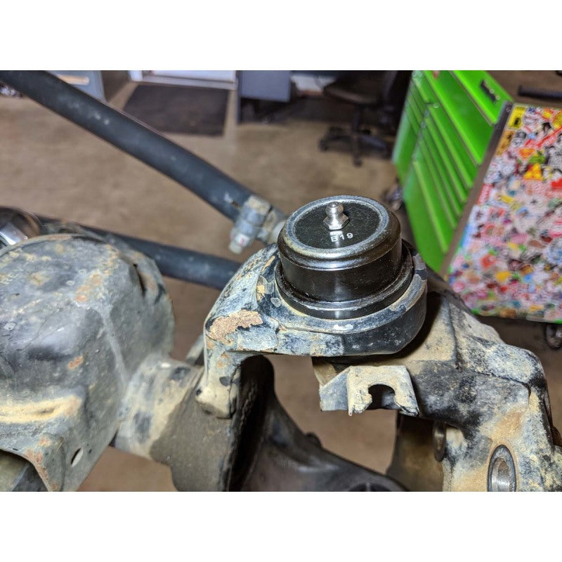 Synergy jeep jk/wj hd knurled adjustable ball joint kit - car wheel with bolt